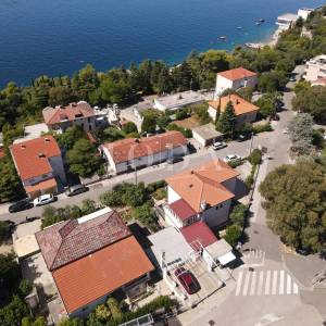 Dramalj – Stan s okućnicom i parkingom, samo 100 m od mora