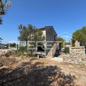 EKSKLUZIVNO,KUĆA S POGLEDOM NA MORE NA PARCELI OD 450 m² – RAŽANJ 
