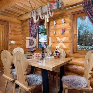Gorski kotar, Kupjak, drvena samostojeća vila, 220 m2, bazen i wellness
