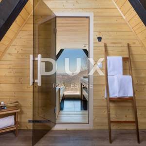 Gorski kotar, Kupjak, drvena samostojeća vila, 220 m2, bazen i wellness