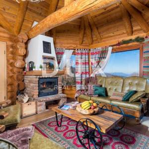 Gorski kotar, Kupjak, drvena samostojeća vila, 220 m2, bazen i wellness