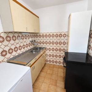 Grad Krk – samostojeća kuća 100 m od mora, pogled na more!