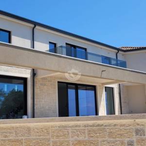 Hrvatska, Istra, Poreč, Valentići – Luksuzna Vila s bazenom, saunom i pogledom na more – 1.026 m² zemljišta