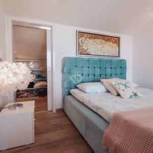 Hrvatska, Zadar – Maisonette stan u Zadru-Diklo s pogledom na more, krovnom terasom, garažom i potencijalom turističkog najma...