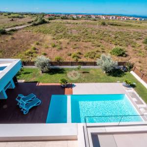 Hrvatska, Zadar, Privlaka - Vila na prodaju – bazen, jacuzzi, 3 spavaće sobe i pogled na more, 135 m²