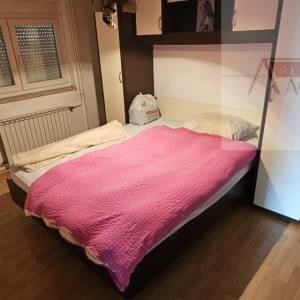 Imotski kuća 300 m2 + okućnica 1000 m2 - novo u ponudi!