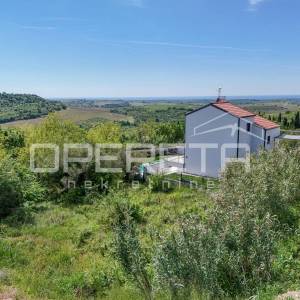 Istra, Buje – Atraktivno zemljište s panoramskim pogledom na more