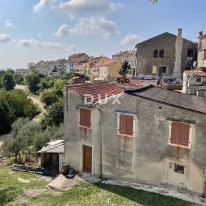 Istra, Buje, Starija kamena kuća, jedinstvena lokacija, panoramski pogled