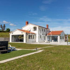 Istra, Buzet, luksuzna vila s bazenom