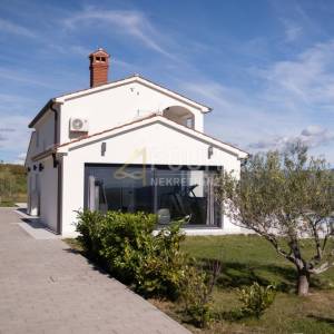 Istra, Buzet, luksuzna vila s bazenom