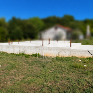 ISTRA, LABIN - Građevinsko zemljište sa započetom gradnjom 