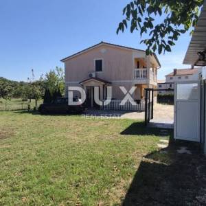 Istra, Loborika, obiteljska kuća, 240 m2, pomoćni objekt