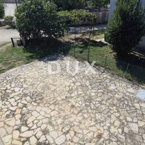 Istra, Loborika, obiteljska kuća, 240 m2, pomoćni objekt