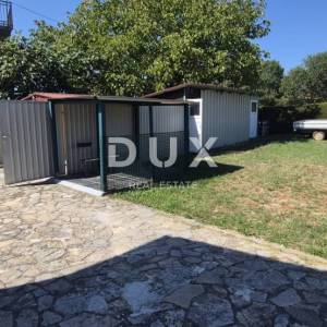 Istra, Loborika, obiteljska kuća, 240 m2, pomoćni objekt