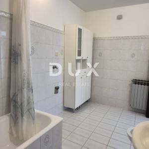 Istra, Medulin, obiteljska kuća, 184,45 m2, zaseban apartman