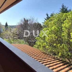 Istra, Medulin, obiteljska kuća, 184,45 m2, zaseban apartman