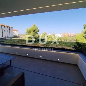 Istra, Medulin, vila, 420 m2, 150 metara od mora