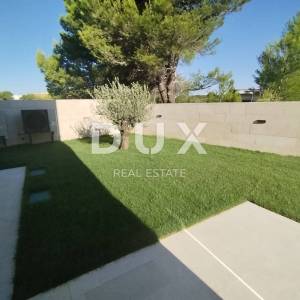 Istra, Medulin, vila, 420 m2, 150 metara od mora