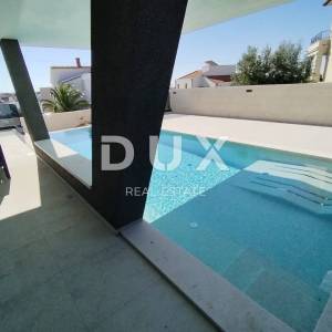 Istra, Medulin, vila, 420 m2, 150 metara od mora