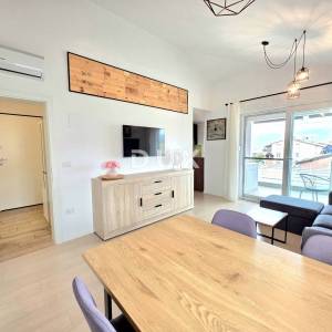 Istra, Poreč, 3-sobni stan, 66,01 m2, nadomak centra, plaža