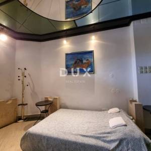 Istra, Pula, poslovni prostor, centar, pješačka zona, 45 m2