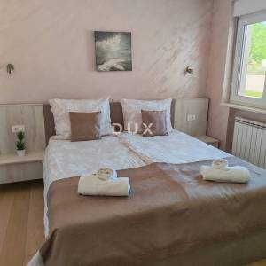 Istra, Svetvinčenat, kuća, 133 m2, bazen, okućnica 650 m2