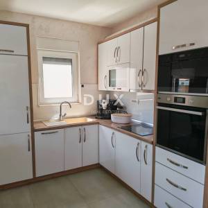 Istra, Svetvinčenat, kuća, 133 m2, bazen, okućnica 650 m2
