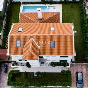 Istra, Umag, 373.00 m2, mediteranska vila, bazen