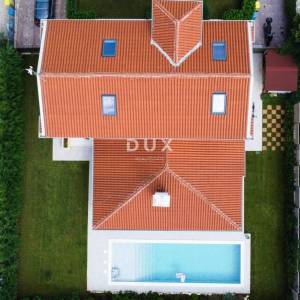 Istra, Umag, 373.00 m2, mediteranska vila, bazen