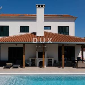 Istra, Umag, 373.00 m2, mediteranska vila, bazen