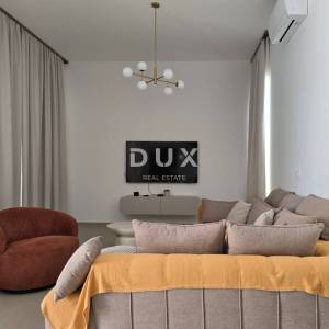 Istra, Umag, dvojna kuća, 157 m², bazen, novogradnja