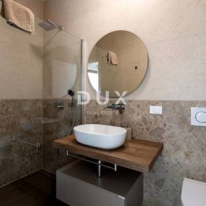 Istra, Umag, samostojeća kuća, 238 m², bazen, novogradnja