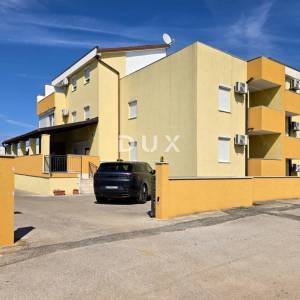 Istra, Umag, stan, 124 m², dvije stambene jedinice