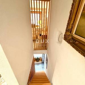 Istra, Vodnjan, kamena kuća, 93 m2, renovirana, krovna terasa