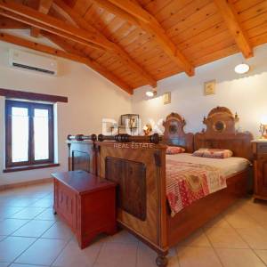 Istra, Vrsar, kamena vila, 124 m2, renovirana