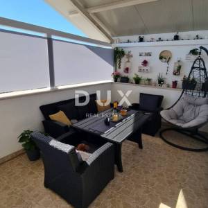 Kanfanar, Putini, 3-sobni stan, 74 m2, terasa, parking