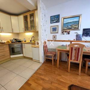 Kastav, Rubeši, jednosoban stan s garažnim mjestom, 46 m2