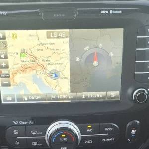 Kia Soul 1.6 CRDi EX | kamera | parking senzori | navigacija | koža