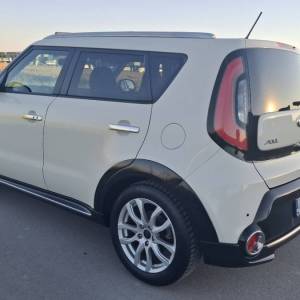 Kia Soul 1.6 CRDi EX | kamera | parking senzori | navigacija | koža