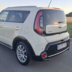 Kia Soul 1.6 CRDi EX | kamera | parking senzori | navigacija | koža