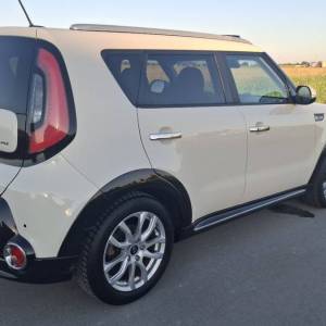 Kia Soul 1.6 CRDi EX | kamera | parking senzori | navigacija | koža