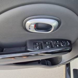 Kia Soul 1.6 CRDi EX | kamera | parking senzori | navigacija | koža