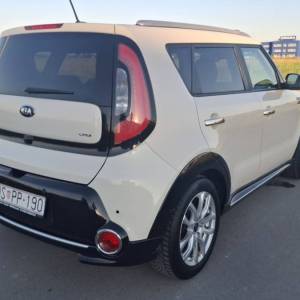 Kia Soul 1.6 CRDi EX | kamera | parking senzori | navigacija | koža