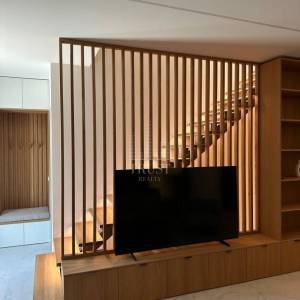 KOSTRENA – Ekskluzivna moderna vila od 520 m² s 2 bazena i Smart Home sustavom
