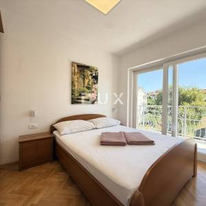 Krk, Malinska, apartman na 2. katu, 73 m², parking