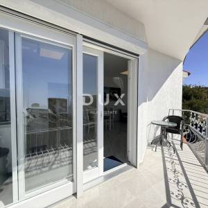 Krk, Malinska, apartman na 2. katu, 73 m², parking