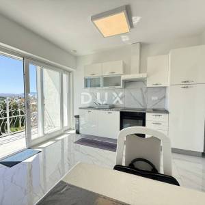 Krk, Malinska, apartman na 2. katu, 73 m², parking