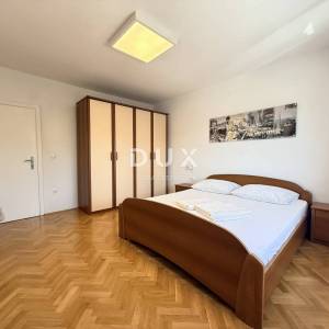 Krk, Malinska, apartman na 2. katu, 73 m², parking