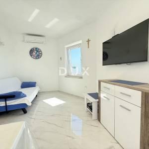 Krk, Malinska, apartman u prizemlju, 73 m², vlastiti parking
