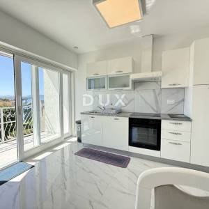 Krk, Malinska, apartman u prizemlju, 73 m², vlastiti parking